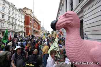 Extinction Rebellion protesters target Science Museum over Shell sponsorship - Dudley News