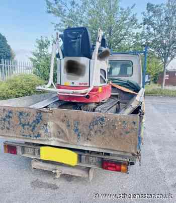 Police stop vehicle 'in excess of weight limit' in St Helens - St Helens Star