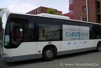Testcentrum UZA blijft open en testbussen rijden rond: “Zien wat start schooljaar brengt”