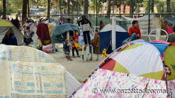 Cede controsoffitto in un albergo di profughi afghani a Modena: due feriti - Gazzetta di Parma