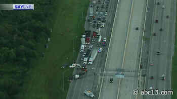Houston traffic: Jackknifed 18-wheeler causing major delays on SH-288 in Pearland - KTRK-TV