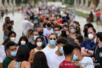 Je travaille dans un lieu où le pass sanitaire est exigé, dois-je continuer à porter le masque?