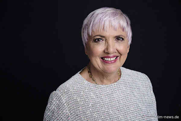 Claudia Roth in Blaustein: Gespräch über Politik, Zusammenhalt und Heinrich Böll