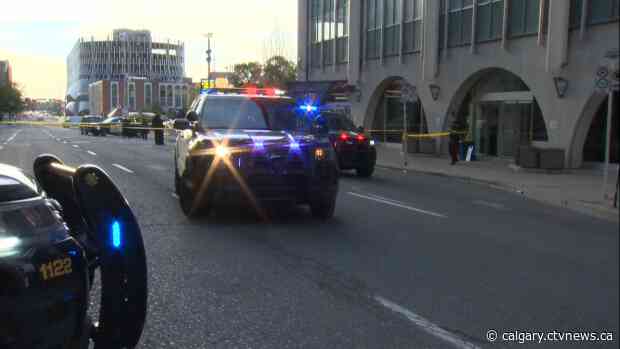 Section of Ninth Avenue in downtown Calgary closed after pedestrian suffers traumatic head injury