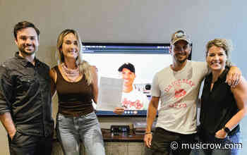 Sophia Scott Signs With Empire Nashville - musicrow.com