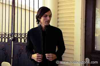Charlie Worsham Is (Still) Just Looking for a Hit