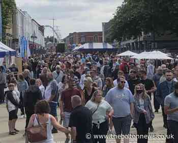 LIVE: Crowds gather for final day of Bolton Food and Drink Festival - The Bolton News