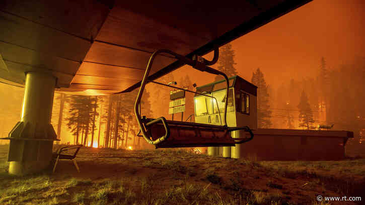Resorts burn and fire tornadoes rage in blaze-ravaged California, as entire CITY ordered to evacuate (VIDEOS)