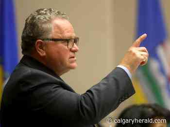 Calgary councillor pushes for city vaccine mandate; 1,168 new COVID-19 cases - Calgary Herald