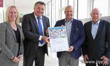 REGION ALMTAL. Das Traunstein Taxi, eine Initiative des Tourismusverbandes Traunsee-Almtal, wurde als vorbildliches Projekt mit dem VCÖ-Mobilitätspreis OÖ prämiert. - Tips - Total Regional