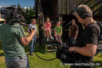 Riesa: Kamerateams im Dorf unterwegs - Sächsische.de