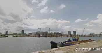 Brandweer redt man (29) en vrouw (20) uit Schelde | Antwerpen | hln.be - Het Laatste Nieuws