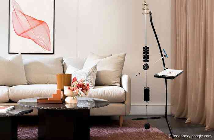 Penduloz harmonograph uses gravity and physics to draw