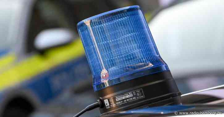 Verfolgungsjagd mit Polizei: Mann fährt Beamten über den Fuß