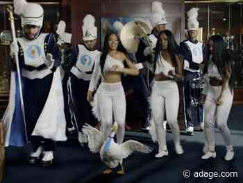 Watch the newest commercials from Samsung, Aflac, Coke and more