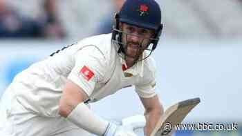 County Championship: Josh Bohannon leads Lancashire response against Warwickshire