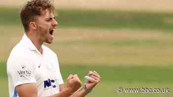 County Championship: Yorkshire claim crucial lead as Hampshire batting collapses