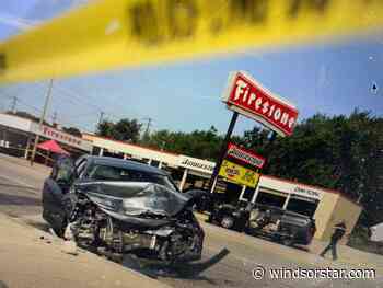 Crash closes Tecumseh Rd. East near Central Ave. - Windsor Star