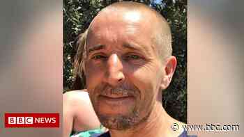 James Markham killing: Boy, 14, in court on Chingford murder charge - BBC News