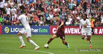 Football Talk. 'Alle boeren zijn homo's': Anderlecht niet blij met lied fans - Lommel klopt Moeskroen - Het Laatste Nieuws