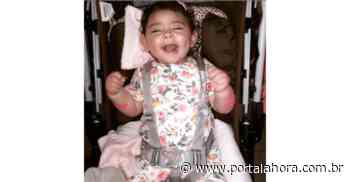 Imbituba: Família pede ajuda por tratamento imprescindível à vida de Sarah, que sofre de encefalopatia, microcefalia e epilepsia refratária - Portal AHora