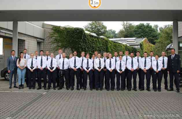 POL-SI: 29 neue Polizistinnen und Polizisten in Siegen-Wittgenstein begrüßt - #polsiwi