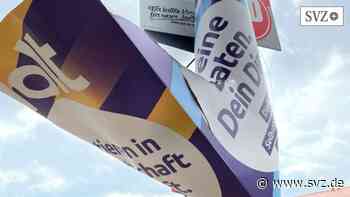 Wahlwerbung in Parchim: Wer kümmert sich um die beschädigten Plakate? | svz.de - svz – Schweriner Volkszeitung