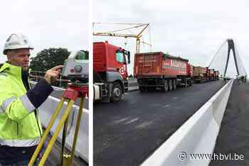 Draagkracht nieuwe kanaalbrug in Beringen getest, vrijdag op... (Beringen) - Het Belang van Limburg