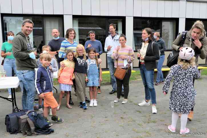 Vriendenkring ‘Ambroosje’ trakteert ouders en ronselt voor klusdag