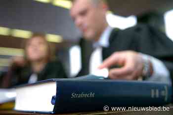 Gokverslaafde kleinzoon steelt meer dan 120.000 euro van grootmoeder