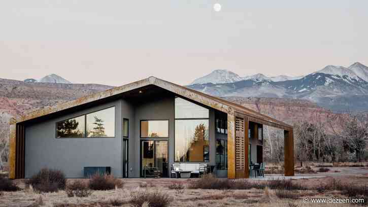 Weathering steel roof shelters Utah desert home by Studio Upwall Architects