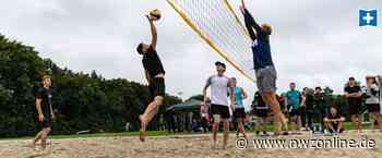 Kreativität beim Beachvolleyball in garrel: Old Schmetterhand und die Sandmänner - Nordwest-Zeitung