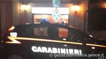 Finale. Minacciata dal compagno trova un rifugio in pizzeria - La Gazzetta di Modena