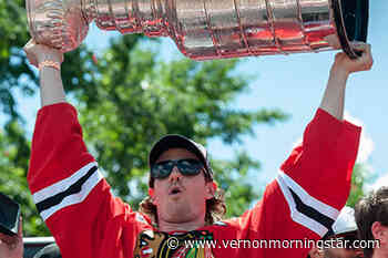 Stanley Cup comes to Osoyoos to support firefighters – Vernon Morning Star - Vernon Morning Star
