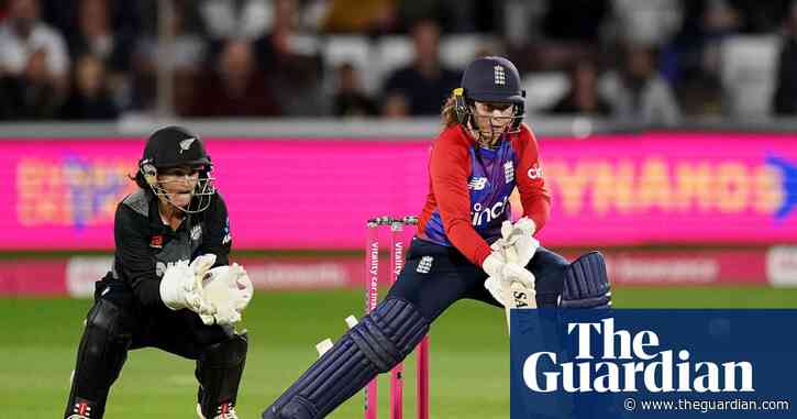 Tammy Beaumont powers England to comfortable T20 win over New Zealand