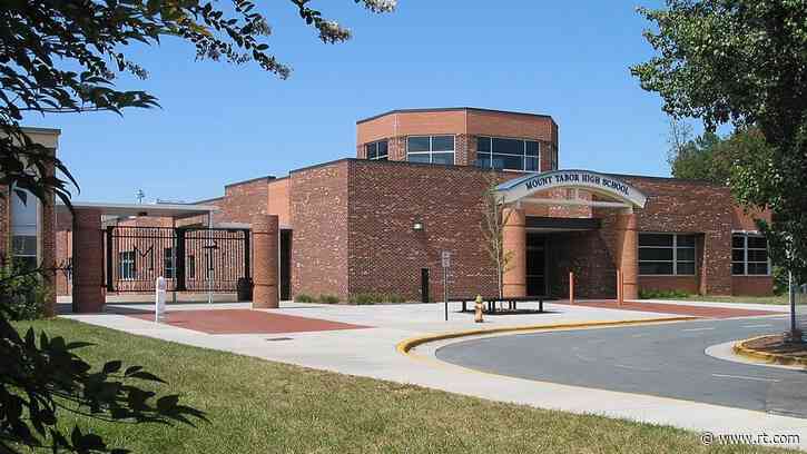 1 student killed, suspect on the run in 2nd school shooting in North Carolina this week