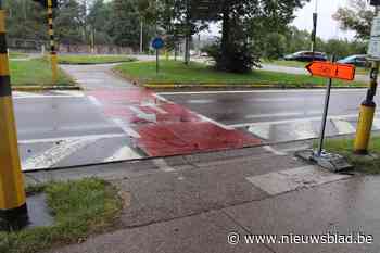 Fietspad omleiding Schaffen tijdelijk verbreed met parkeerstrook