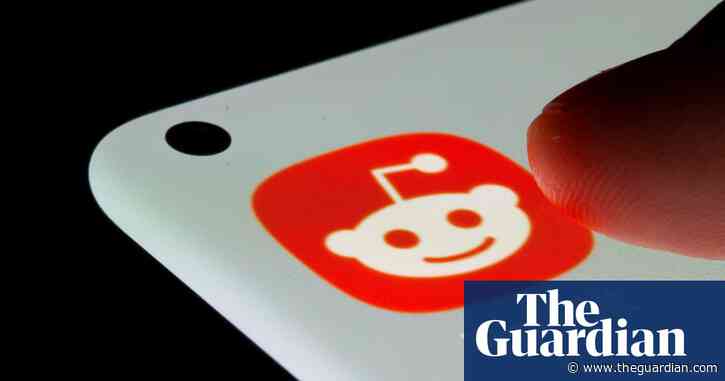 Reddit bans Covid misinformation forum after ‘go dark’ protest