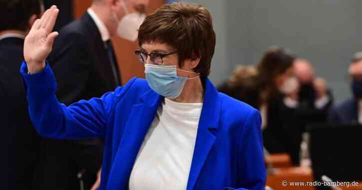 Kramp-Karrenbauer fordert von EU klare Konsequenzen