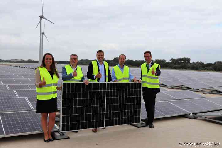 Drie voetbalvelden groene energie op dak van Fiege: 7.120 zonnepanelen leveren equivalant van stroomverbruik 700 gezinnen