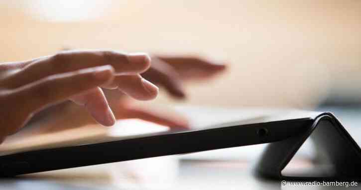 „Jede öffentliche Schule soll einen Glasfaseranschluss bekommen“!