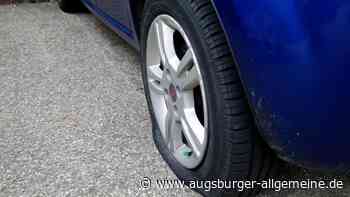 Autoreifen in Augsburg zerstochen: Mehrere Hundert Euro Schaden