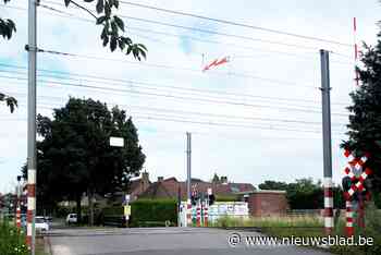 Infrabel vernieuwt spooroverweg Heikant: “Totale onderbreking op lijn 12”
