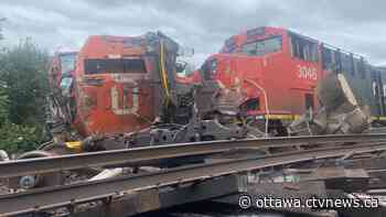 Two freight trains collide, derailing several cars in Prescott, Ont.