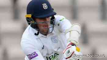 County Championship: Hampshire nightwatchman Mason Crane helps secure draw with Yorkshire