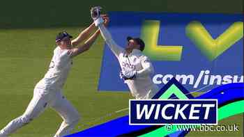 England v India: Umesh Yadav caught behind to leave India 191 all out