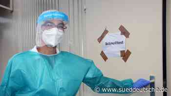 Corona-Teststation: Mit dem Tupfer an die Schmerzgrenze - Süddeutsche Zeitung - SZ.de