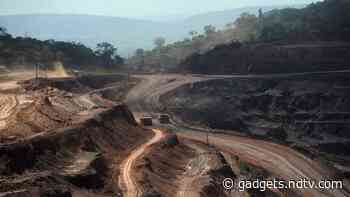 Self-Driving Trucks Launched by Brazil’s Vale at Its Largest Iron Mine Carajas