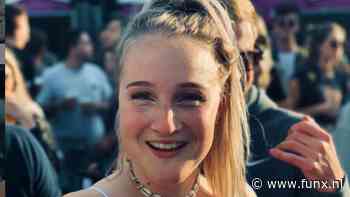 Niks stopt presentatrice Eva Eikhout (23) om haar dromen te halen, ook haar beperking niet - FunX