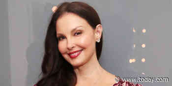 Ashley Judd makes 1st public appearance since ‘catastrophic’ leg accident